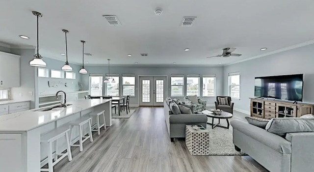 New Waterfront : Salt Lake & Copano Bay Views! 2 Bedroom Home