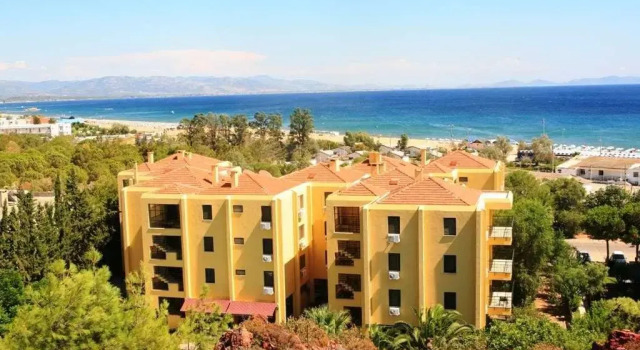 Люкс Palm Court Suites