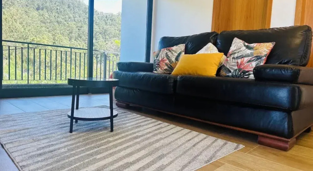 Panoramic sea and Mountain View 2 Bedroom House, Boek Vakantiehuis Campanário Madeira