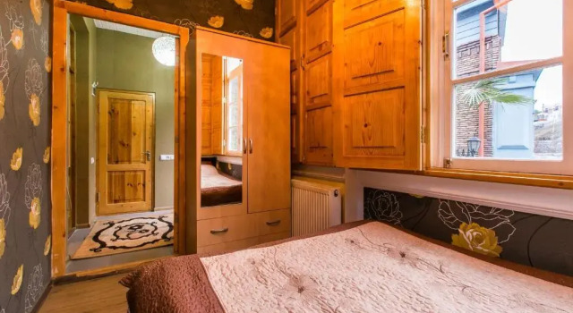 Saidos Apartment, Забронировать Апартаменты/квартира Отели Тбилиси с парковкой, рядом с Парк Рике, Парковка