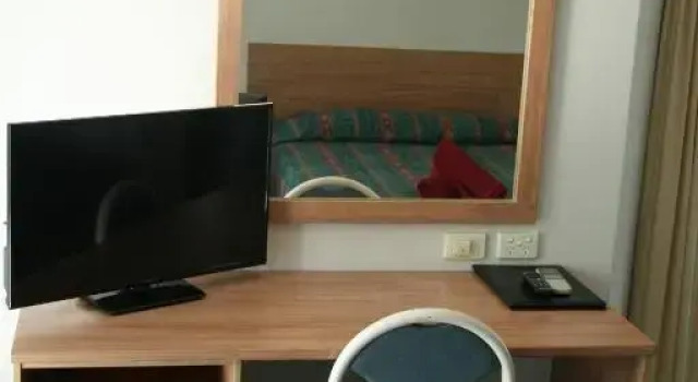 Номер Deluxe Colonial Court Motor Inn