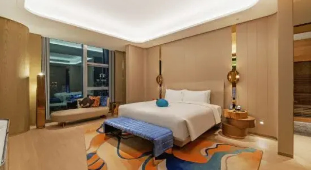 Suite ME Hotel