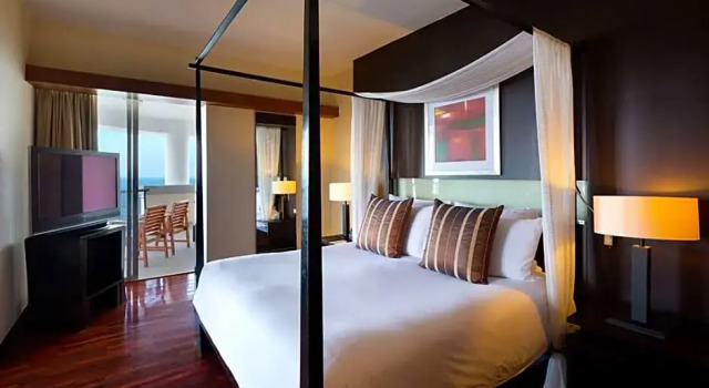 Двухместный люкс oceanfront Hilton Hua Hin Resort & Spa