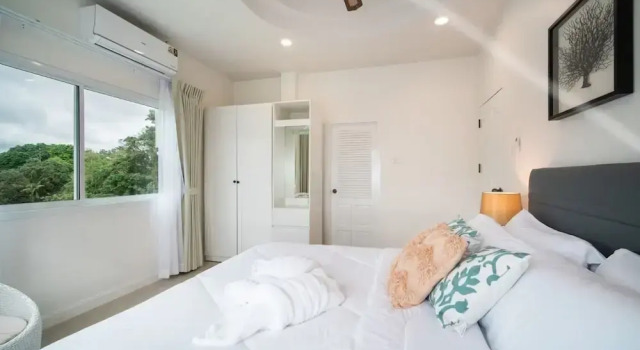 Ocean View 4BR Pool Villa KataBB Seaview