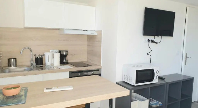 Апартаменты Superbement rénové studio duplex Vieil Antibes