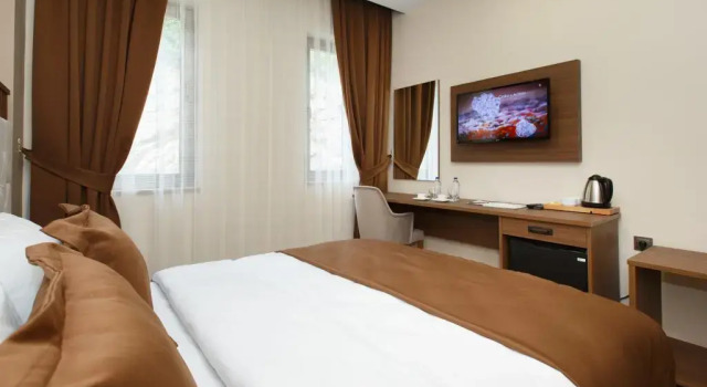 Grand Mela Hotel