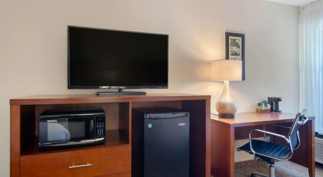 Четырёхместный номер Standard Comfort Inn Douglasville - Atlanta West