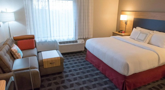 Двухместная студия TownePlace Suites by Marriott Battle Creek