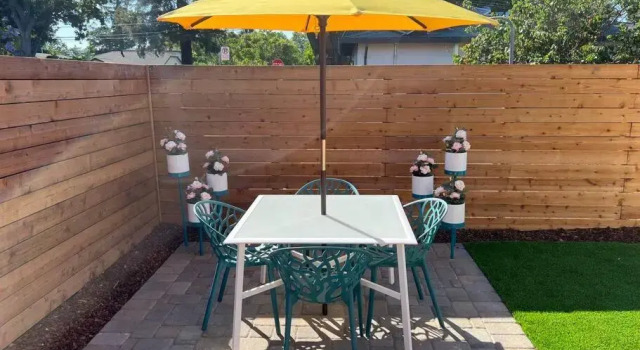 Sunny Guesthouse near Stanford w/Private Patio, Забронировать Отель Редвуд-Сити San Mateo County, рядом с The Foundry
