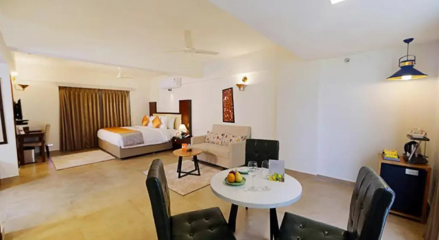 Семейный люкс The Altruist Whitefield Hotel