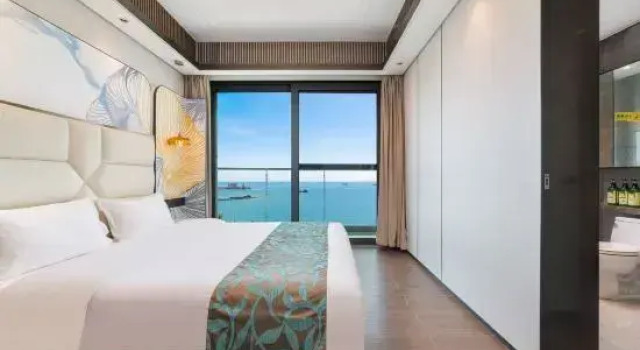 Люкс с 3 комнатами с балконом и с видом на море Sanya Yazhou Bay sea waves travel luxury seascape apartment