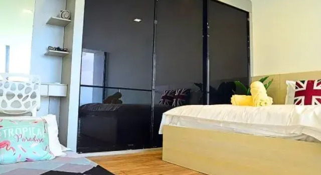 Семейный люкс #SP1, Cozy Duplex, Quiet Stay with MRT View
