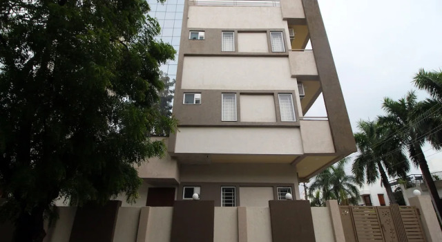 OYO 9888 Home Modern Stay near Celebration Mall, Забронировать Отель Отели штата Раджастхана 3 звезды, 3*