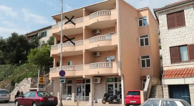 Апартаменты c 1 комнатой с балконом и с видом на море Apartments Petrović