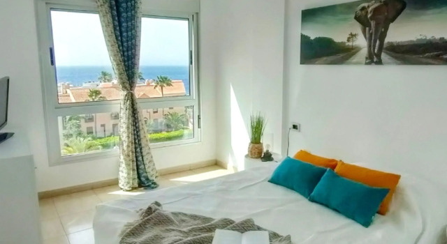 Jessica s Hideaway Amarilla Golf Bliss, Забронировать Отель Отели Сан-Мигель-де-Абона с парковкой, рядом с Playa Amarilla, Парковка