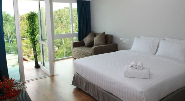 Nantra Thongson Bay Resort & Villas, Забронировать Курортный отель Отели Южного Таиланда с парковкой, Парковка