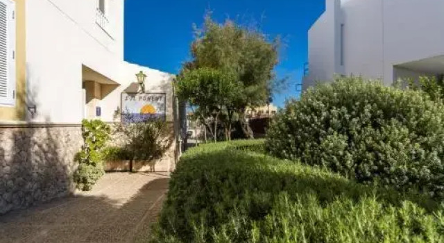 Apartamentos Sol Ponent, Varaa Hotelli Santandria Baleaarit