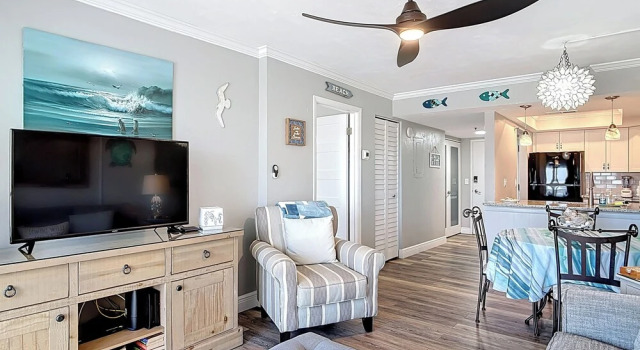 Коттедж Oceanfront 1BR Condo Balcony Heated Pool Beach