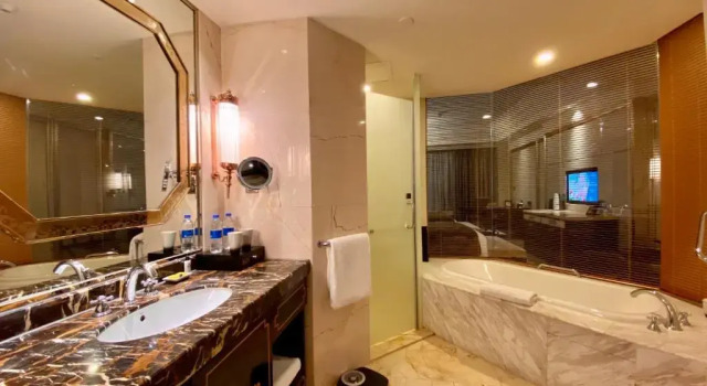 Двухместный номер Executive InterContinental Lhasa Paradise by IHG