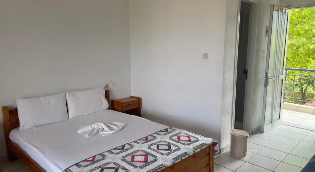 Tsolakis Apartments, Rezervovat Apartmán Hotely v Nea Vrasna s parkováním, Parkování