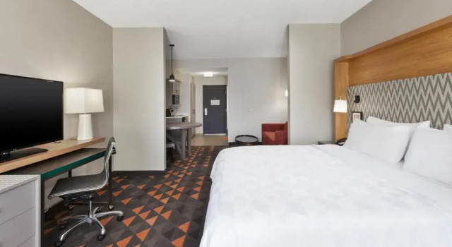 Номер Executive Holiday Inn Grand Rapids - South by IHG