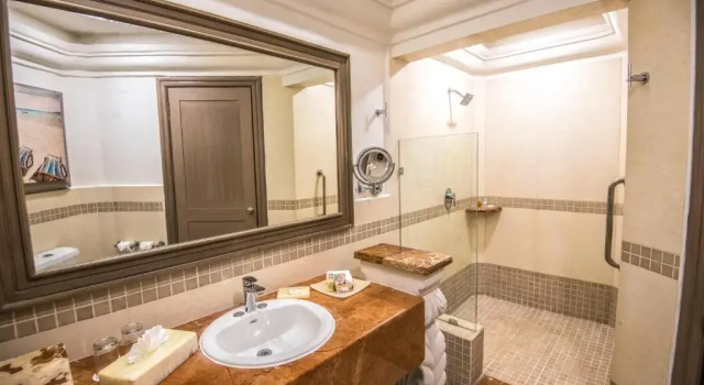Двухместный полулюкс Wyndham Alltra Playa del Carmen Adults Only All Inclusive
