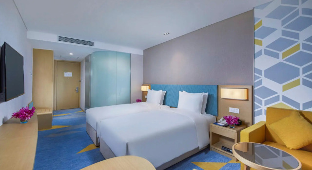 Двухместный номер Standard Holiday Inn Express Zhengzhou Longzi Lake by IHG