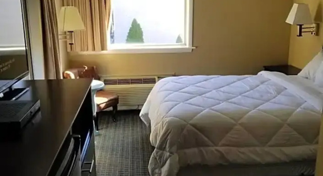 Номер Deluxe Mainstay Inn
