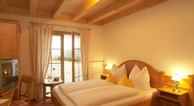 Номер Standard Landhotel Haringerhof mit Saunawelt und Naturbadeteich