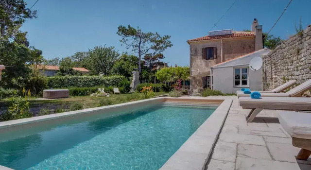 Коттедж Holiday Home in Osor Near Sandy Beach