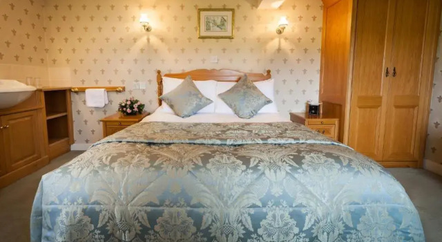 Aynsome Manor, Забронировать Отель «постель и завтрак» Грейндж-овер-Сэндс Озерный край