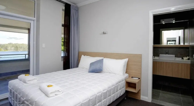 Номер Deluxe Lakes and Ocean Hotel Forster
