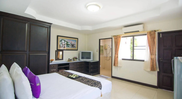 Happy Guesthouse