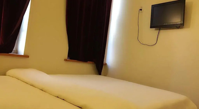 U.S. Pacific Hotel, Забронировать Отель Отели Нью-Йорка 3 звезды, рядом с Кинотеатр Film Forum, 3*