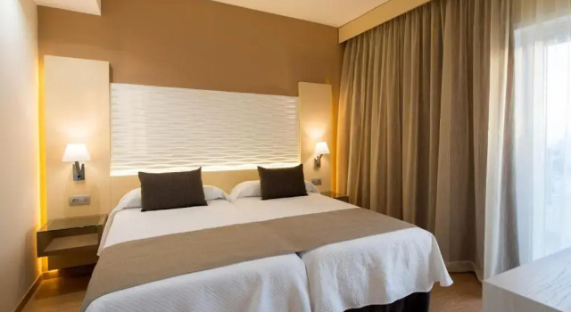 Двухместный номер HL Suitehotel Playa del Inglés