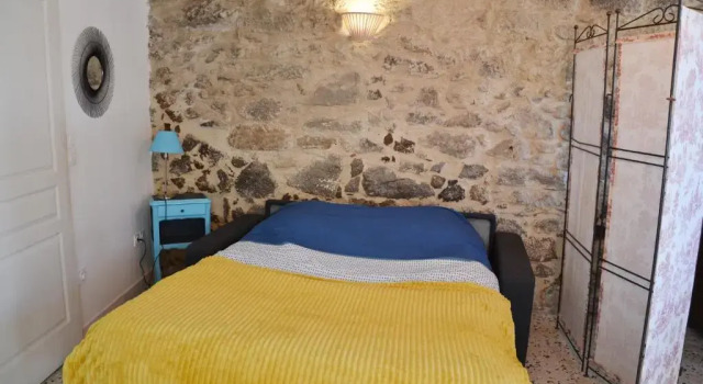 Charmant studio dans le centre historique de Vias