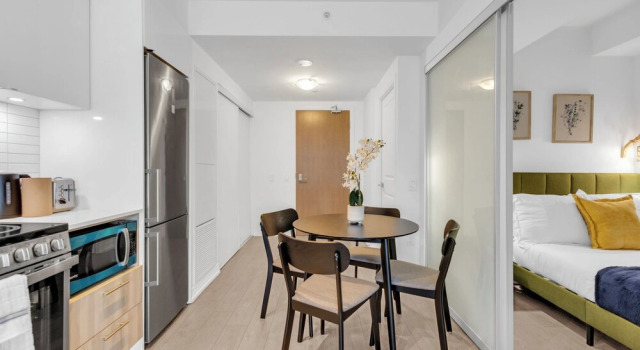 Harbourfront View Suites, Забронировать Апарт-отель Апарт-отели Торонто, рядом с Школа искусств и дизайна Онтарио, Апарт-отель