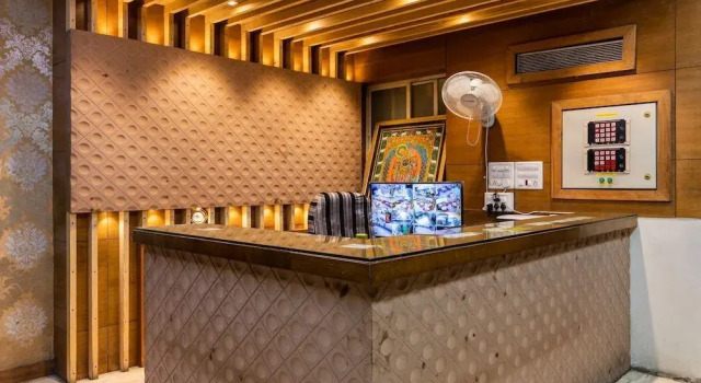 Hotel Rajendra Palace by OYO Rooms