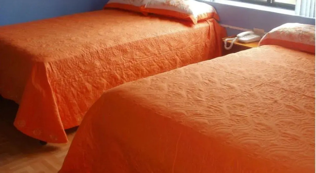 Hotel Francisco II, Забронировать Отель Салинас Santa Elena Province, рядом с Пляж Салинаса
