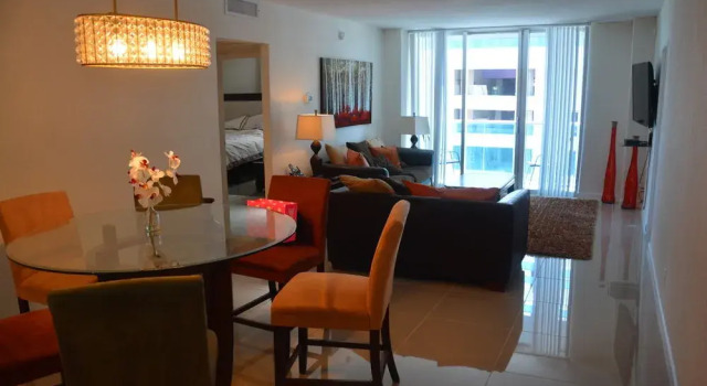 Hollywood apartment by the sea, Забронировать Апартаменты/квартира Апартаменты Голливуд-Бич, Апартаменты/квартира