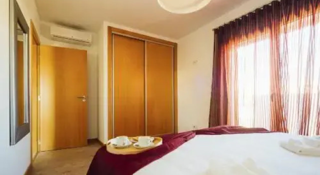Carmona Holiday Apartments, Rezervovat Apartmán Hotely v Oeste s parkováním, Parkování