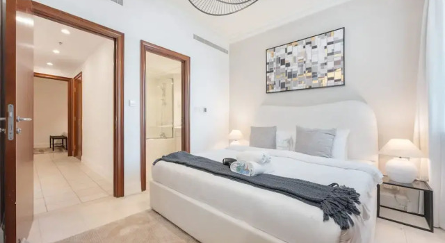 Prime 2BR Near Marina Mall Tram, Забронировать Апартаменты/квартира Дубай-Марина , рядом с Остановка трамвая Marina Towers