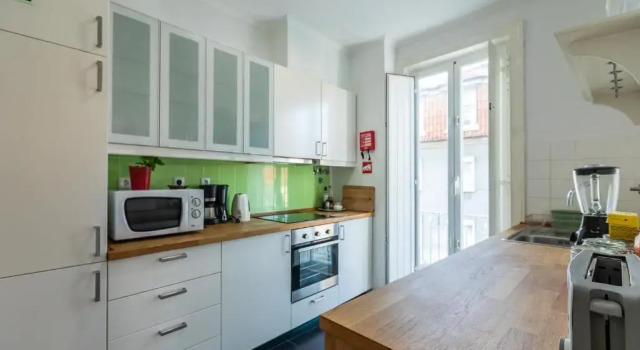 Апартаменты Bright Apartment with Two Bedrooms - BP31