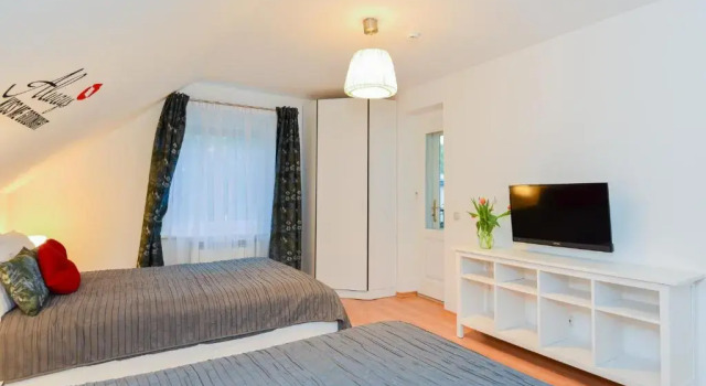 Vila Laurus, Boek Hotel Palanga 