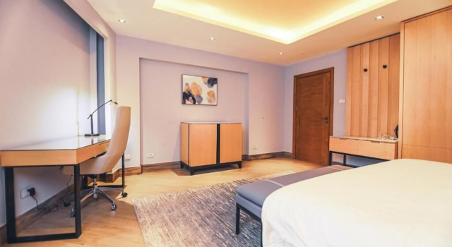 Апартаменты The Row Residential Hotel