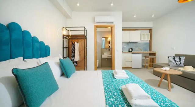 Miracle Suites by Klisma beach
