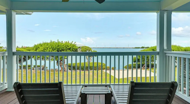 Апартаменты Oceanfront Duck Key Villa: 2 Marinas Steps Away