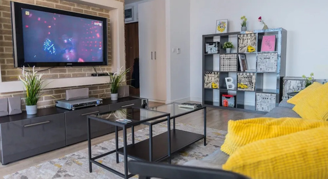 Апартаменты с балконом Easy Rent Apartments - SKY