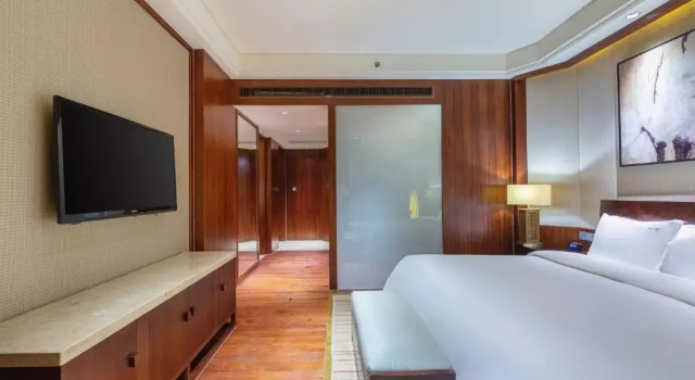 Люкс с видом на горы Holiday Inn Resort Chaohu Hot Spring by IHG