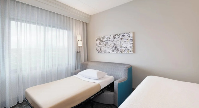 Одноместный люкс Courtyard by Marriott Pittsburgh Washington Meadow Lands